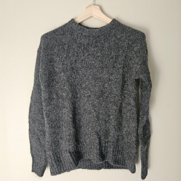 Aritzia The Group by Babaton Thurlow Sweater - 2018 - Charcoal Grey - Sz XS - Picture 1 of 12
